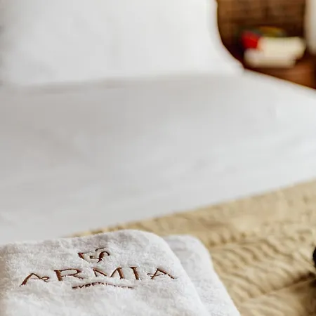 Armia Experience Vari (Syros)